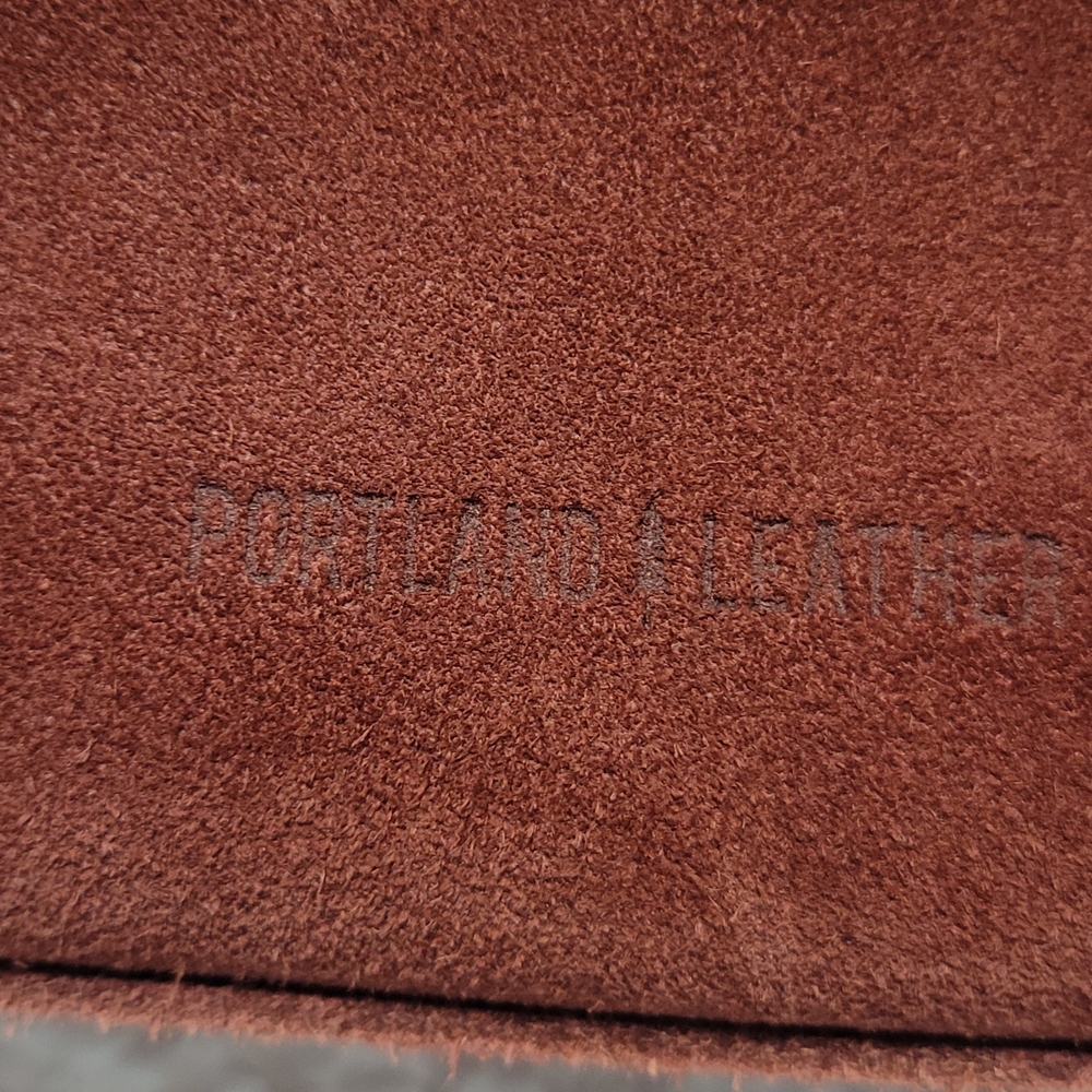 PORTLAND LEATHER NAOMI SHOULDER BAG IN "RED PANDA" SUEDE. AP SIZE SMALL - Picture 2 of 8